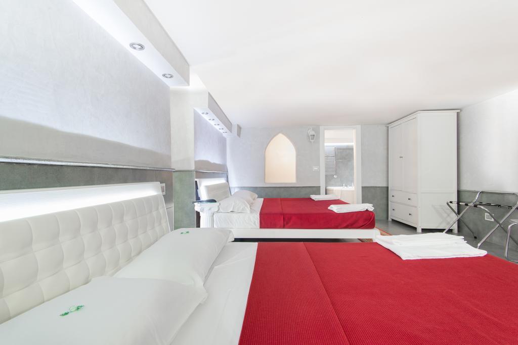Suite Apartments Angioini Neapel Exteriör bild