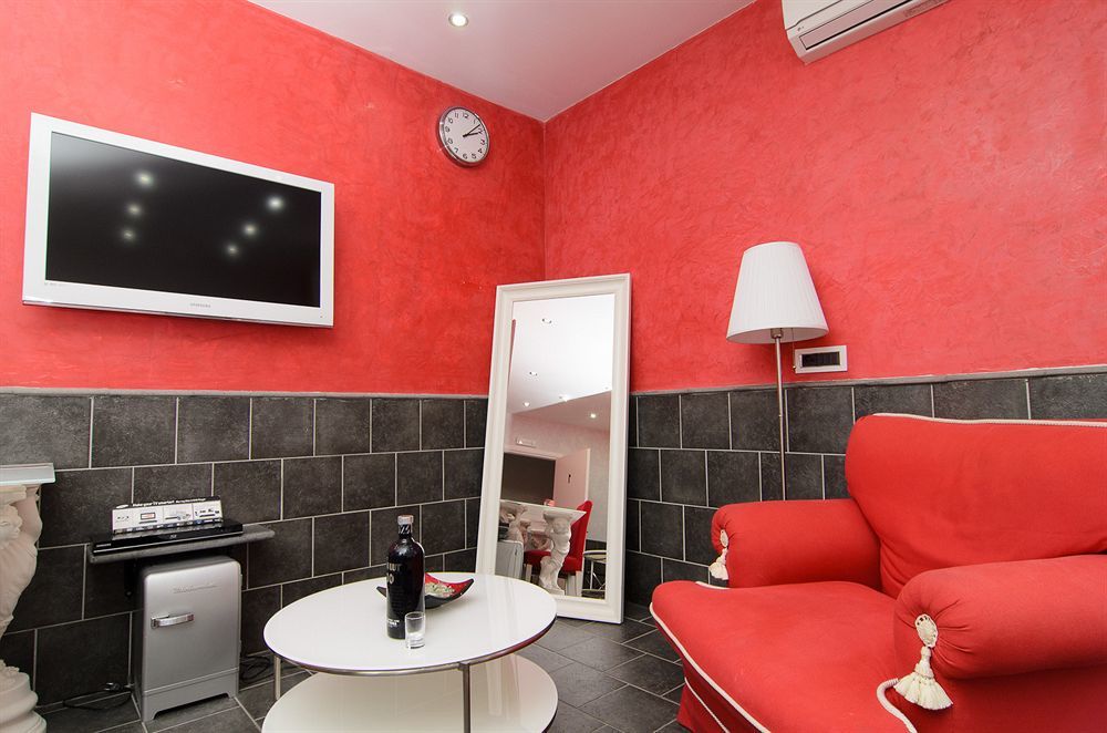 Suite Apartments Angioini Neapel Exteriör bild